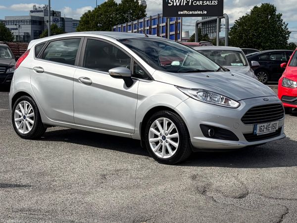 Ford Fiesta Hatchback, Petrol, 2016, Silver