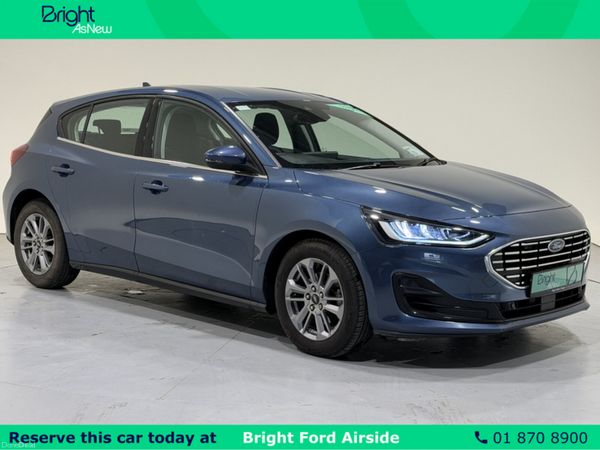 Ford Focus Hatchback, Diesel, 2024, Blue