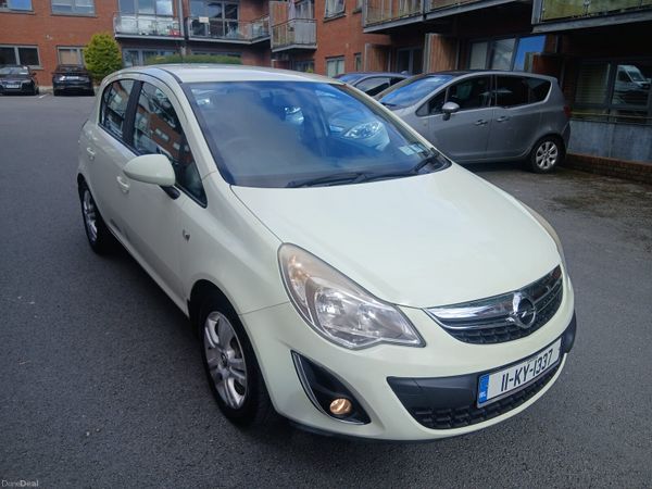 Opel Corsa Hatchback, Petrol, 2011, Green