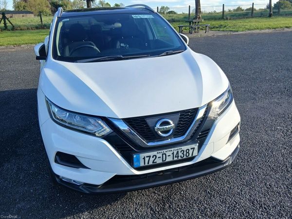 Nissan Qashqai SUV, Diesel, 2017, White