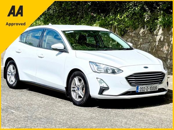 Ford Focus Hatchback, Petrol, 2020, White