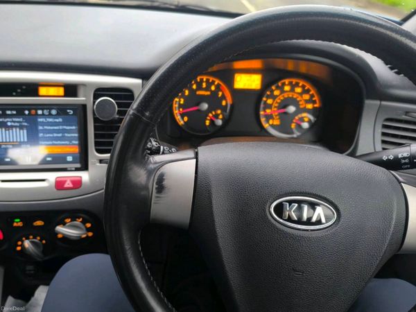 Kia Rio Hatchback, Petrol, 2009, Silver