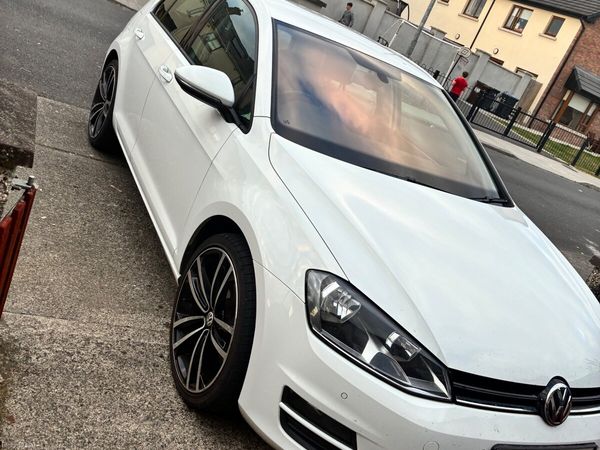 Volkswagen Golf Hatchback, Diesel, 2015, White
