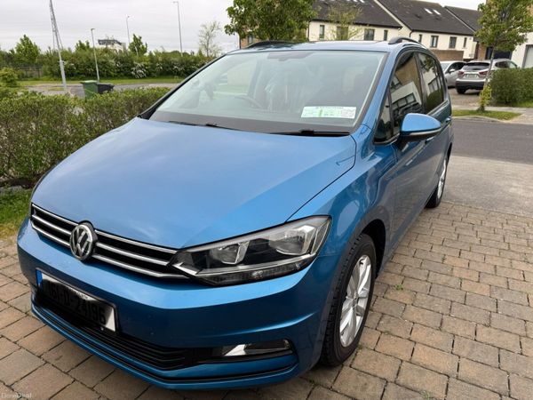 Volkswagen Touran MPV, Diesel, 2016, Blue