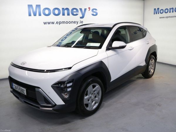 Hyundai KONA SUV, Petrol, 2024, White