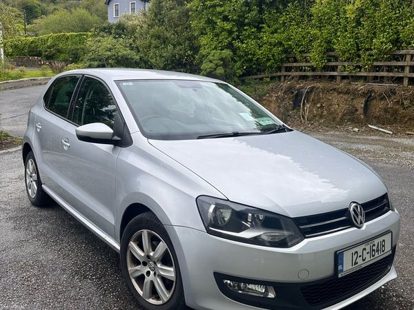 Volkswagen Polo Hatchback, Petrol, 2012, Silver