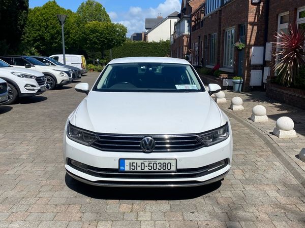 Volkswagen Passat Saloon, Diesel, 2015, White