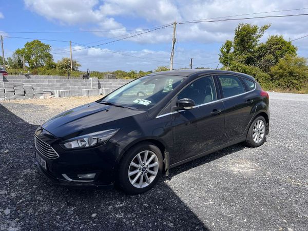 Ford Focus Hatchback, Diesel, 2015, Black