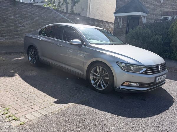 Volkswagen Passat Saloon, Diesel, 2015, Silver