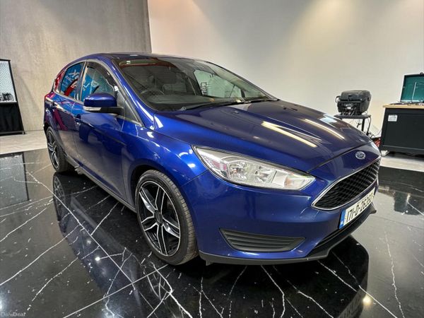 Ford Focus Hatchback, Diesel, 2017, Blue