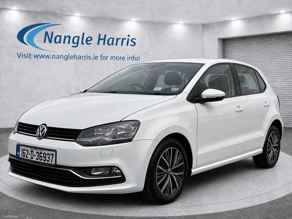 Volkswagen Polo Hatchback, Petrol, 2016, White