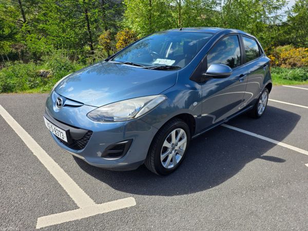 Mazda Mazda2 Hatchback, Petrol, 2014, Blue