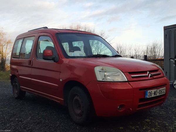 Citroen Berlingo MPV, Diesel, 2006, Red