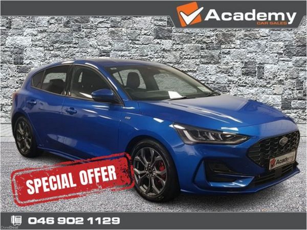 Ford Focus Hatchback, Petrol Hybrid, 2024, Blue