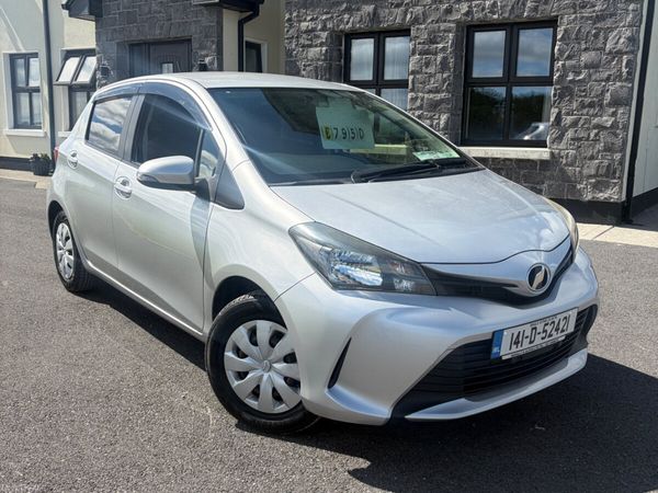 Toyota Vitz Hatchback, Petrol, 2014, Silver