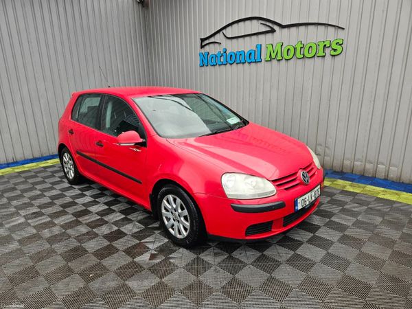 Volkswagen Golf Hatchback, Petrol, 2006, Red