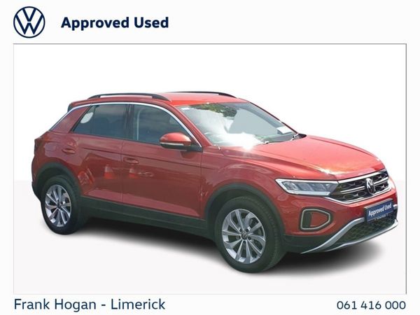 Volkswagen T-Roc SUV, Petrol, 2024, Red