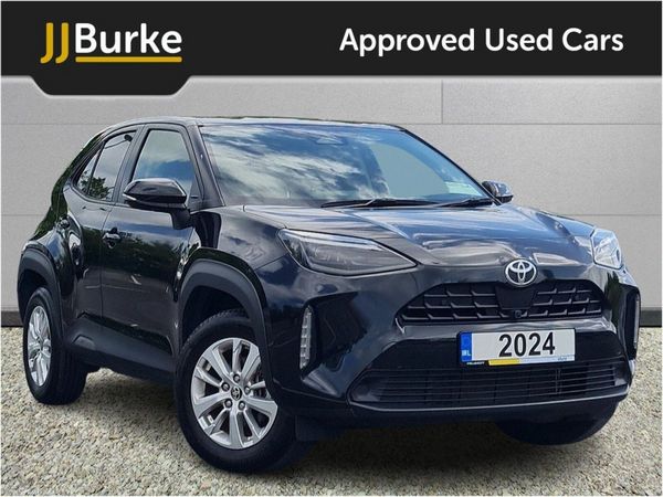 Toyota Yaris Hatchback, Petrol, 2024, Black