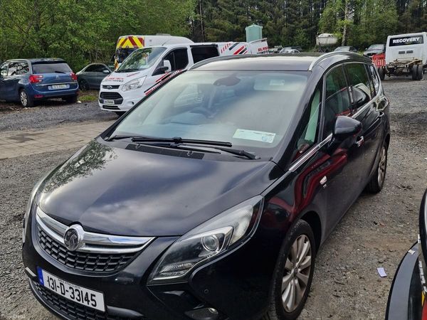 Vauxhall Zafira MPV, Diesel, 2013, Black