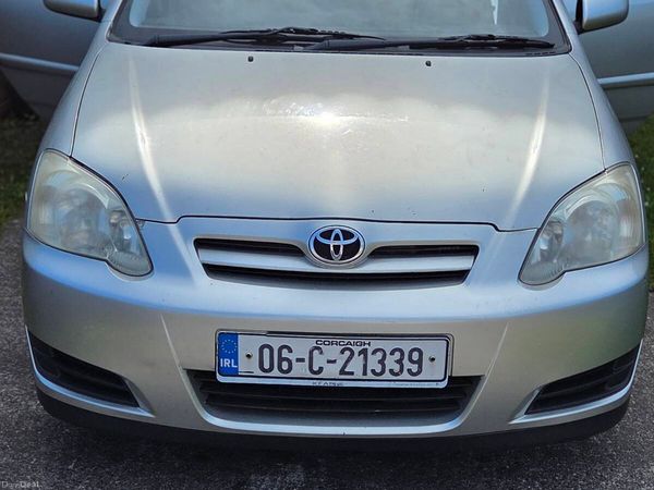 Toyota Corolla Hatchback, Petrol, 2006, Silver