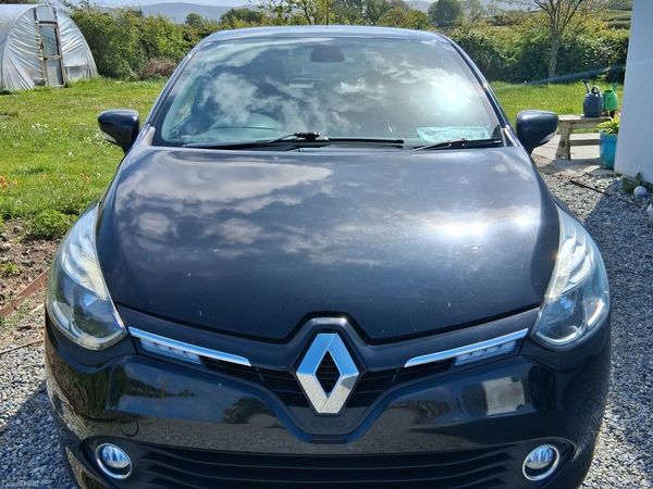 Renault Clio Hatchback, Diesel, 2016, Black