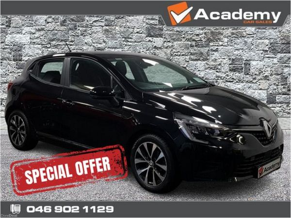Renault Clio Hatchback, Petrol, 2023, Black