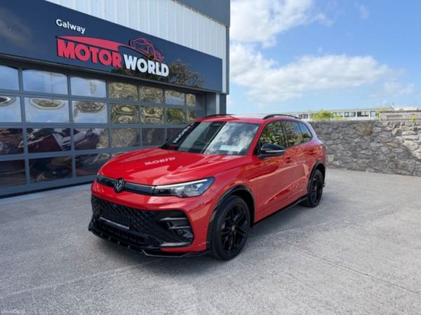 Volkswagen Tiguan SUV, Petrol Plug-in Hybrid, 2025, Red