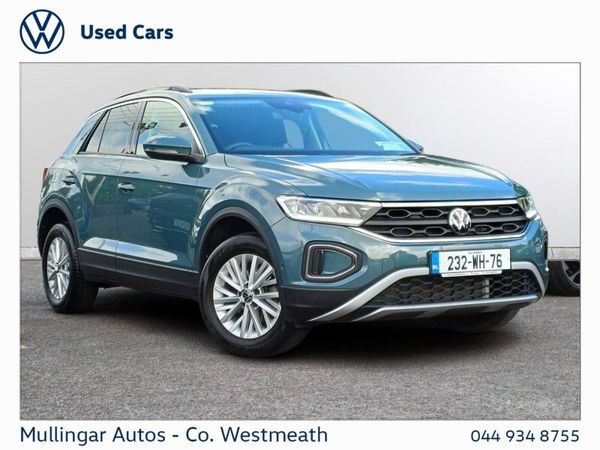 Volkswagen T-Roc SUV, Petrol, 2023, Blue