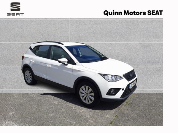 SEAT Arona Hatchback, Petrol, 2021, White