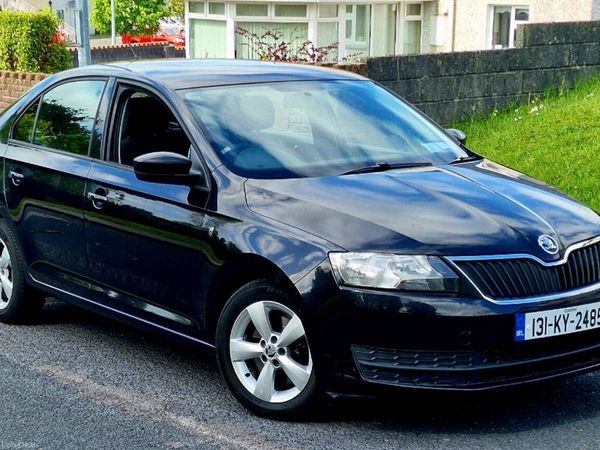 Skoda Rapid Hatchback, Diesel, 2013, Black