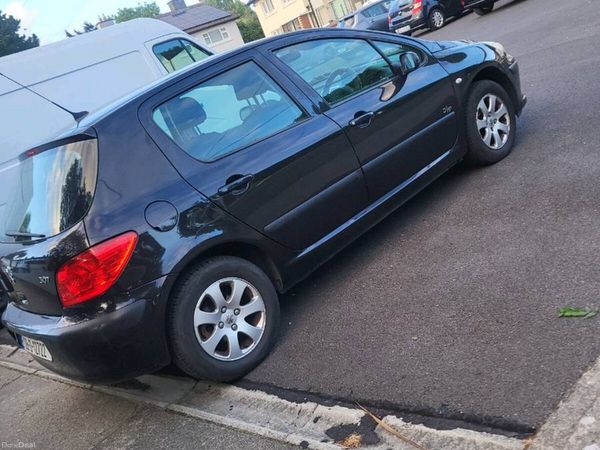 Peugeot 307 Hatchback, Petrol, 2008, Black