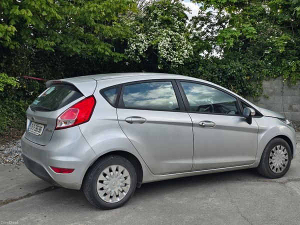 Ford Fiesta Hatchback, Diesel, 2013, Silver