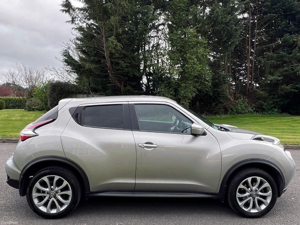 Nissan Juke SUV, Petrol, 2015, Silver