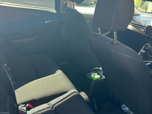 Mazda Demio MPV, Petrol, 2015, Blue
