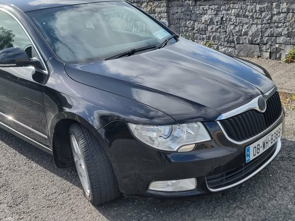 Skoda Superb Hatchback, Diesel, 2008, Black