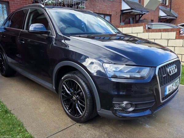 Audi Q3 SUV, Diesel, 2014, Blue