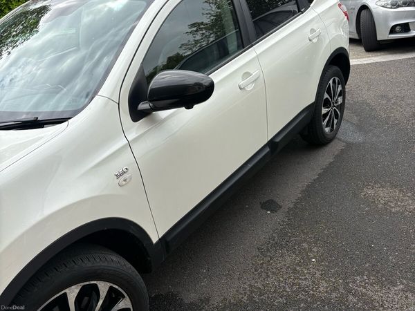 Nissan Qashqai+2 MPV, Diesel, 2013, White