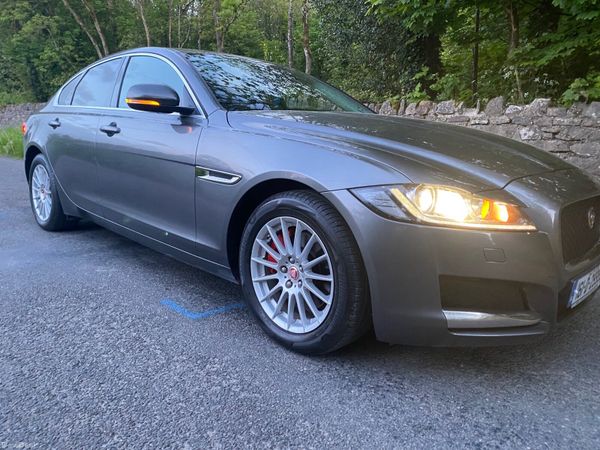 Jaguar XF Saloon, Diesel, 2016, Grey