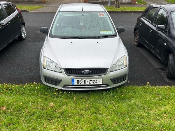 Ford Focus Hatchback, Petrol, 2006, Silver
