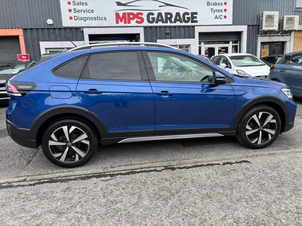 Volkswagen Taigo Estate/Jeep, Petrol, 2023, Blue