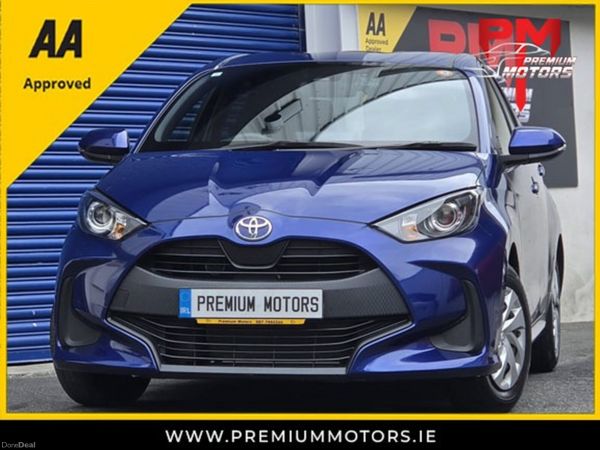 Toyota Yaris Hatchback, Petrol, 2022, Blue