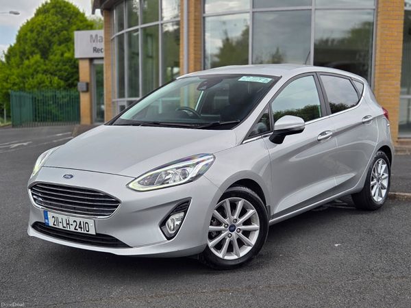 Ford Fiesta Hatchback, Petrol, 2021, Silver