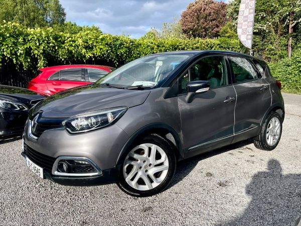 Renault Captur Hatchback, Diesel, 2015, Grey
