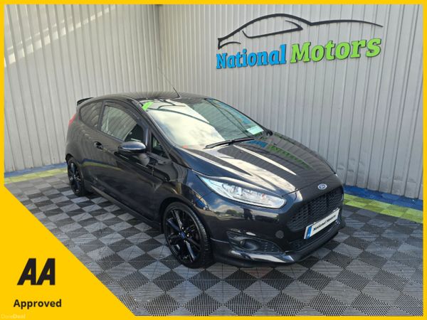 Ford Fiesta Hatchback, Petrol, 2015, Black
