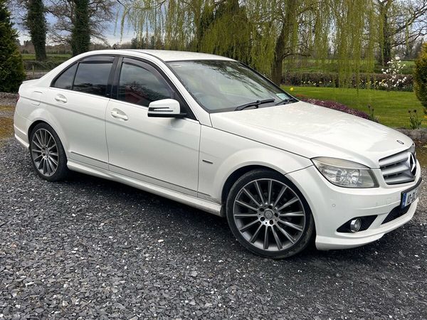 Mercedes-Benz C-Class Saloon, Diesel, 2010, White