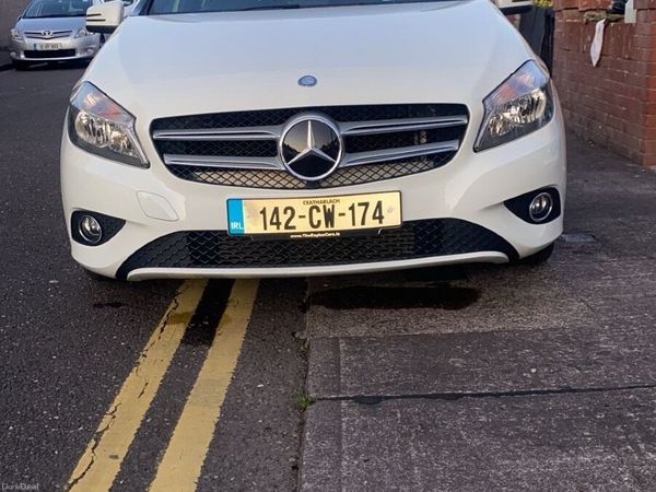Mercedes-Benz A-Class Hatchback, Diesel, 2014, White