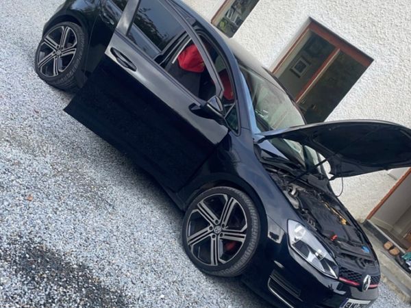 Volkswagen Golf Hatchback, Diesel, 2013, Black