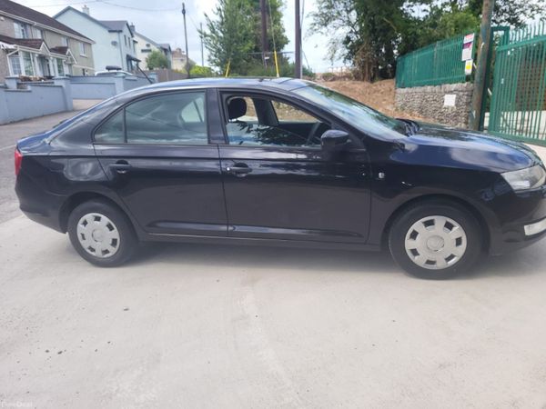 Skoda Rapid Saloon, Petrol, 2014, Black