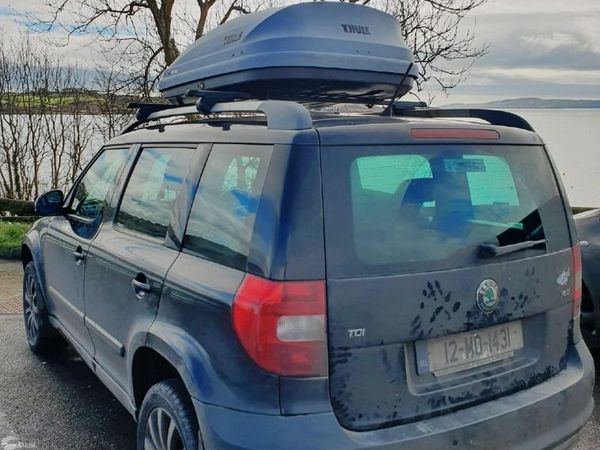 Skoda Yeti SUV, Diesel, 2012, Black