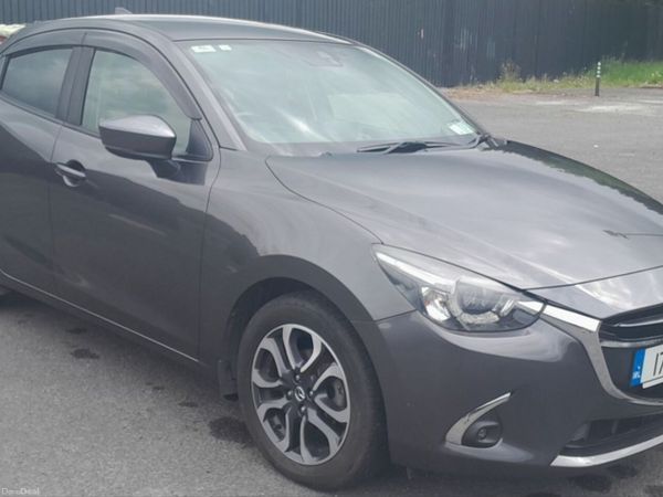 Mazda Demio MPV, Diesel, 2017, Grey